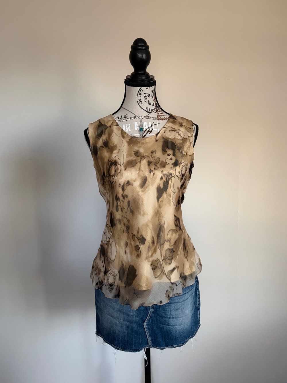 Vintage 90’s Chiffon Tan Beige Floral Sleeveless Blouse